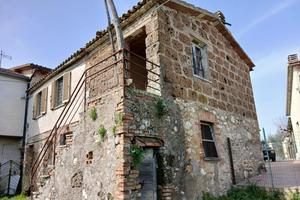 Terratetto a Montecastrilli