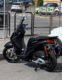 Piaggio Medley 150 sport