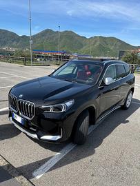 BMW X1 (U11) 11/22 18d Xline km 24000 full opt