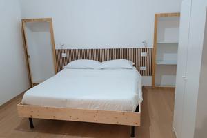 Per studenti e lavoratori mini app. Arredato