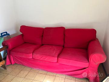 Divano tre posti ikea