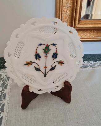 Piatto decorativo in marmo intarsiato 