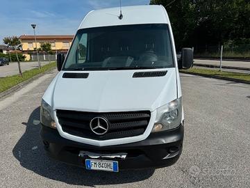 Mercedes sprinter furgone tetto alto mt4,30 carico