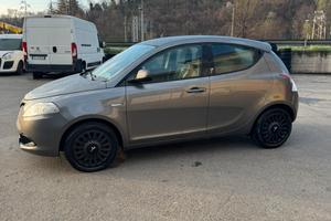 Lancia y 1.3 mjt unico propietario