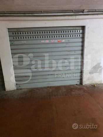 Box/Posto auto Roma [Cod. rif 3187018VRG]