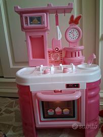 Cucina giocattolo