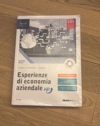 Libro Esperienze di Economia Aziendale
