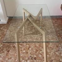 Tavolo da pranzo in vetro