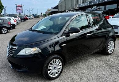 Lancia Ypsilon 1.2 69 CV 5 porte GPL Ecochic Silve