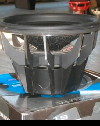 subwoofer e amplificatore