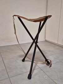 Sgabello traingolare pieghevole GAMEBIRD