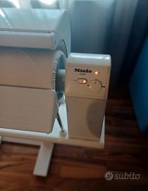 Stiratrice Miele B 890