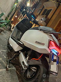 Scooter elettrico Sunra Robo-s USATO