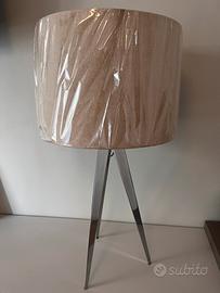 Lampada da tavolo