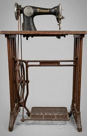 Rara Macchina da Cucire d'Epoca "Diamant"