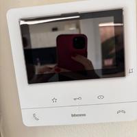 Video citofono B Ticino