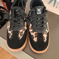 Scarpe Munich mai usate