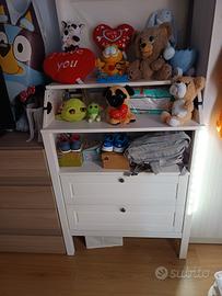 fasciatoio e letto 