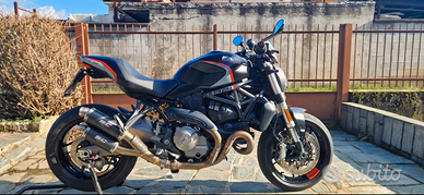 Ducati Monster 821 Stealth