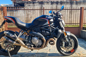 Ducati Monster 821 Stealth
