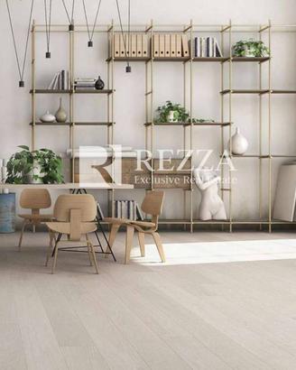 Appartamento di 91 m² con 3 locali e box auto a Ro