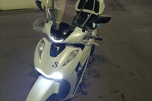 Sh 125 bianco 01/2024 usato