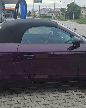 AUDI  TT