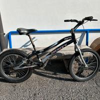 Bici trial monty