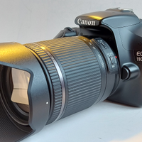 Canon eos 1100D + zoom 18-200 stabilizzato