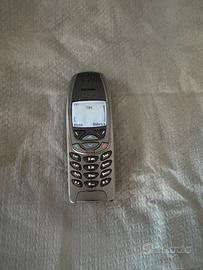 Cellulare Nokia 8120