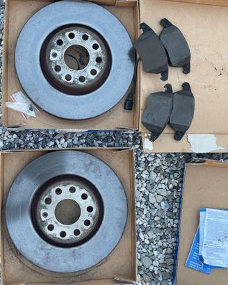 Dischi freno Brembo 312 Audi VW + pastiglie Ate