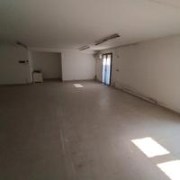 Biassono centro magazzino 110 mq