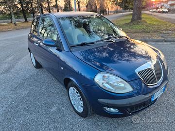 lancia y 1.2 