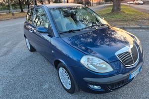 lancia y 1.2 