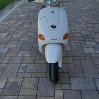 Piaggio Vespa ET4 125