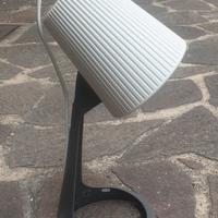 lampada da tavolino con lamp. a led (disp. N°4  )