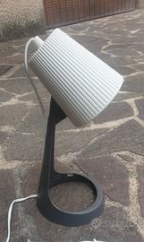 lampada da tavolino con lamp. a led (disp. N°4  )