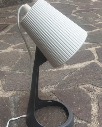 lampada da tavolino con lamp. a led (disp. N°4  )