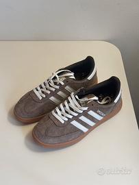 Scarpe adidas spezial marroni