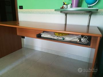 Scrivania come nuova