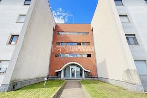 QUADRILOCALE TERMOAUTONOMO CON BOX AUTO A VIGLIANO