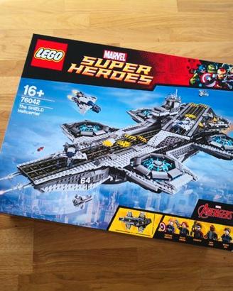 76042 The SHIELD Helicarrier