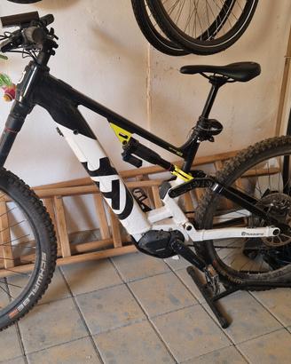 
husquarna e-bike Hard Cross HC2
