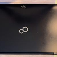 Fujitsu Lifebook NH532