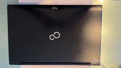 Fujitsu Lifebook NH532