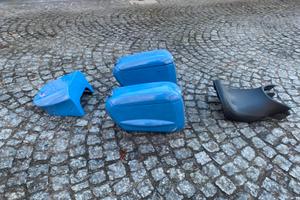 Bauletti laterali con sella singola e codino