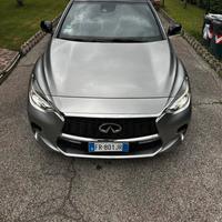 Infiniti q30