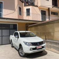 Mitsubishi L200 2.4d 154cv 4wd Special Edition DOP