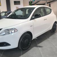 Lancia Ypsilon 1.0 FireFly 5 porte S&S Hybrid Silv