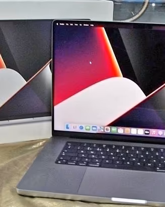 MacBook Pro 16 m1 anno 2022 63 cicli nuovo complet
